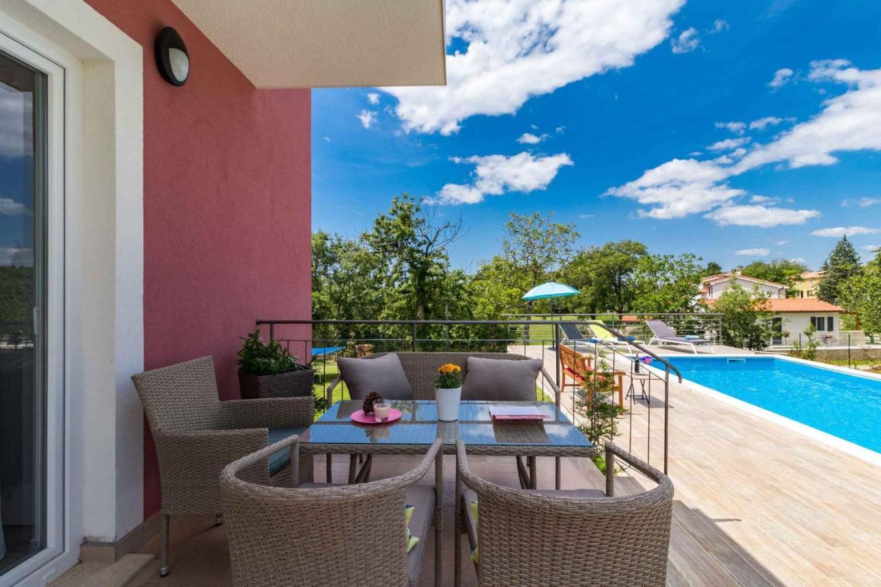 Holiday Home In Tinjan - Istrien 44359 Exterior photo